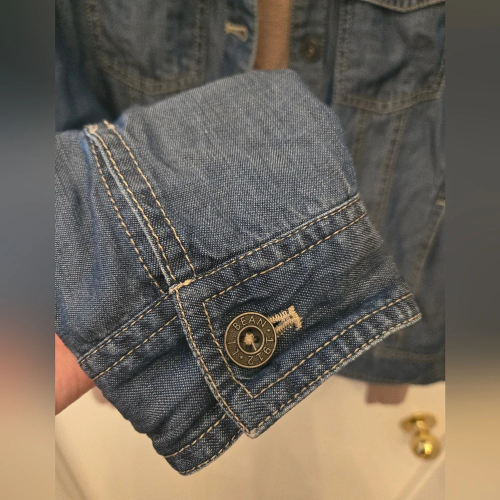 L.L. Bean Classic Blue Jean Jacket Small - Picture 3 of 5